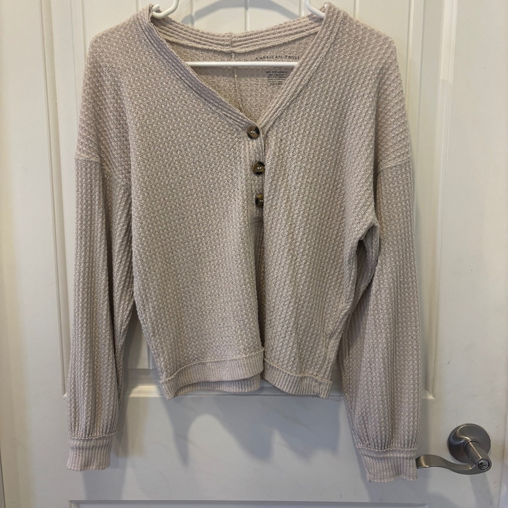 American Eagle sweater